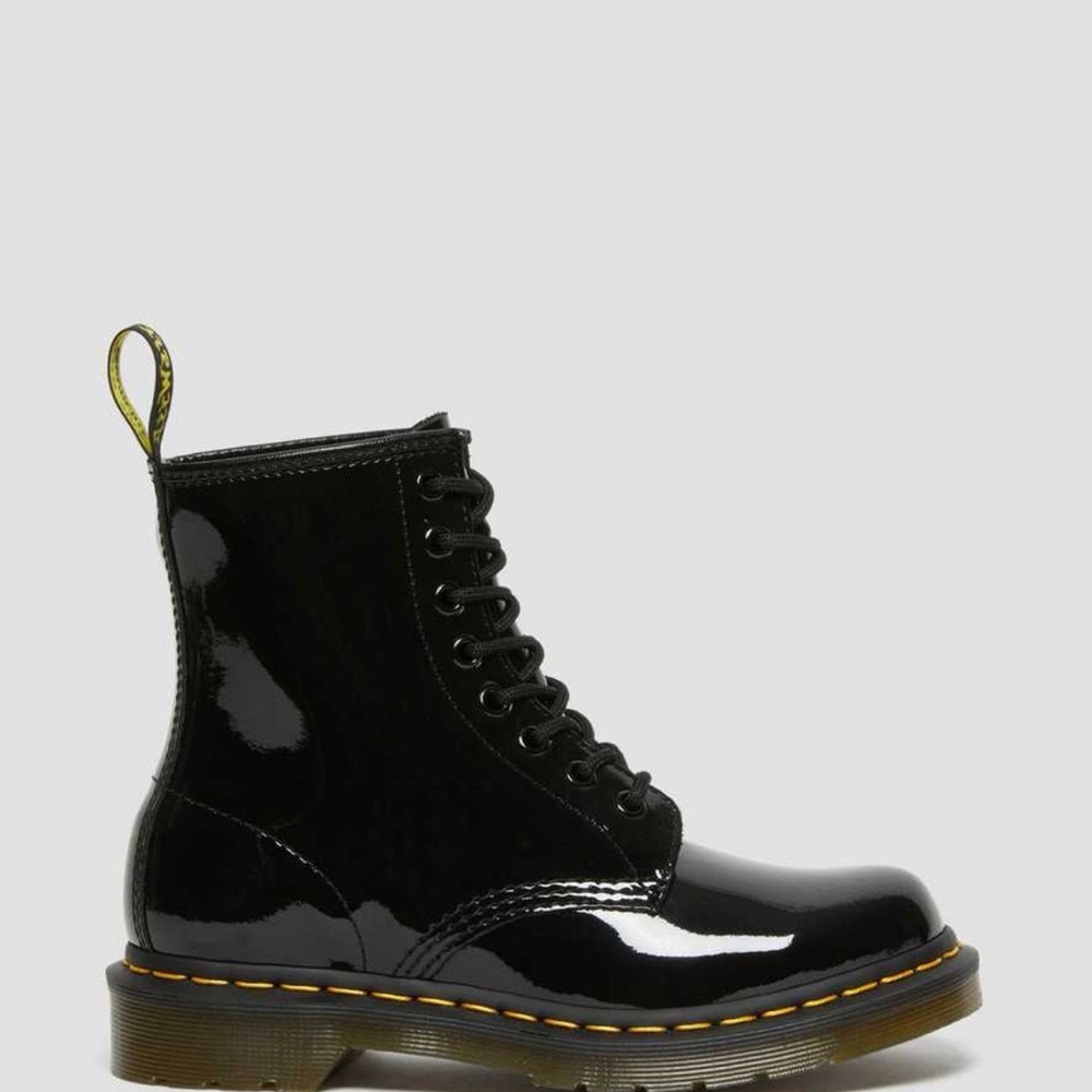 1460 WOMEN'S PATENT LEATHER LACE UP BOOTS BRAND NEW - NEVER USED.